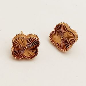 گوشواره ونکلیف طلایی