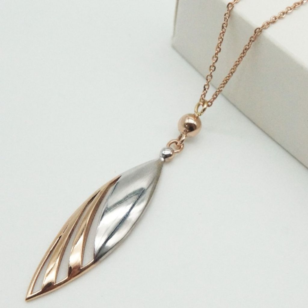 فروش اینترنتی گردنبند پر طبیعت