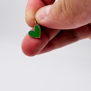 مشخصات آویز قلب سبز