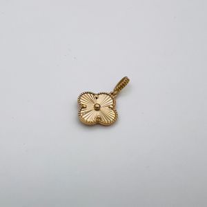 خرید انلاین آویز ونکلیف