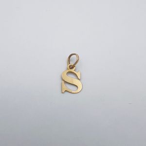 قیمت ارزان آویز حرف S
