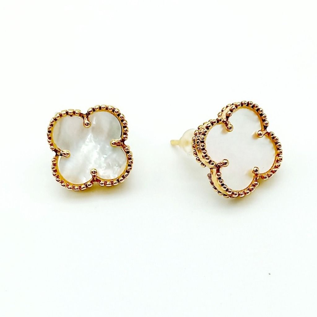 قیمت ارزان گوشواره ونکلیف سفید