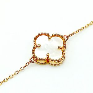 دستبند ونکلیف سفید